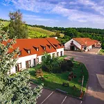 Bed & Breakfast Mátyus Udvarház Kengyel Eger