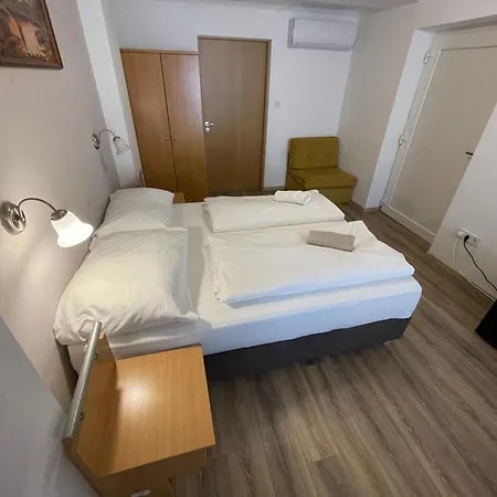 Matyus Udvarhaz Kengyel Fogado 3*