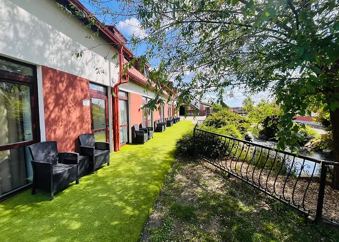 Bed & Breakfast Mátyus Udvarház Kengyel 3*