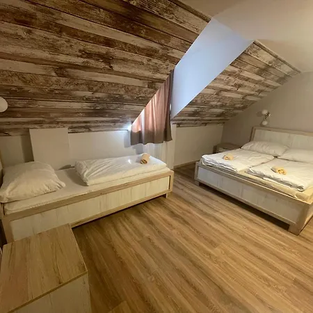 B&B Matyus Udvarhaz Kengyel Fogado