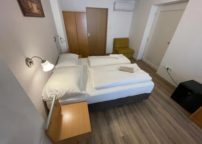 Matyus Udvarhaz Kengyel Fogado 3*